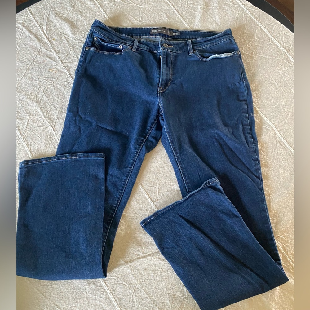 Levi’s Demi Curve Mid Rise Boot Leg Jeans